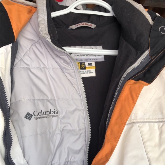 Columbia Winter Jacket - Picture 2 of 10